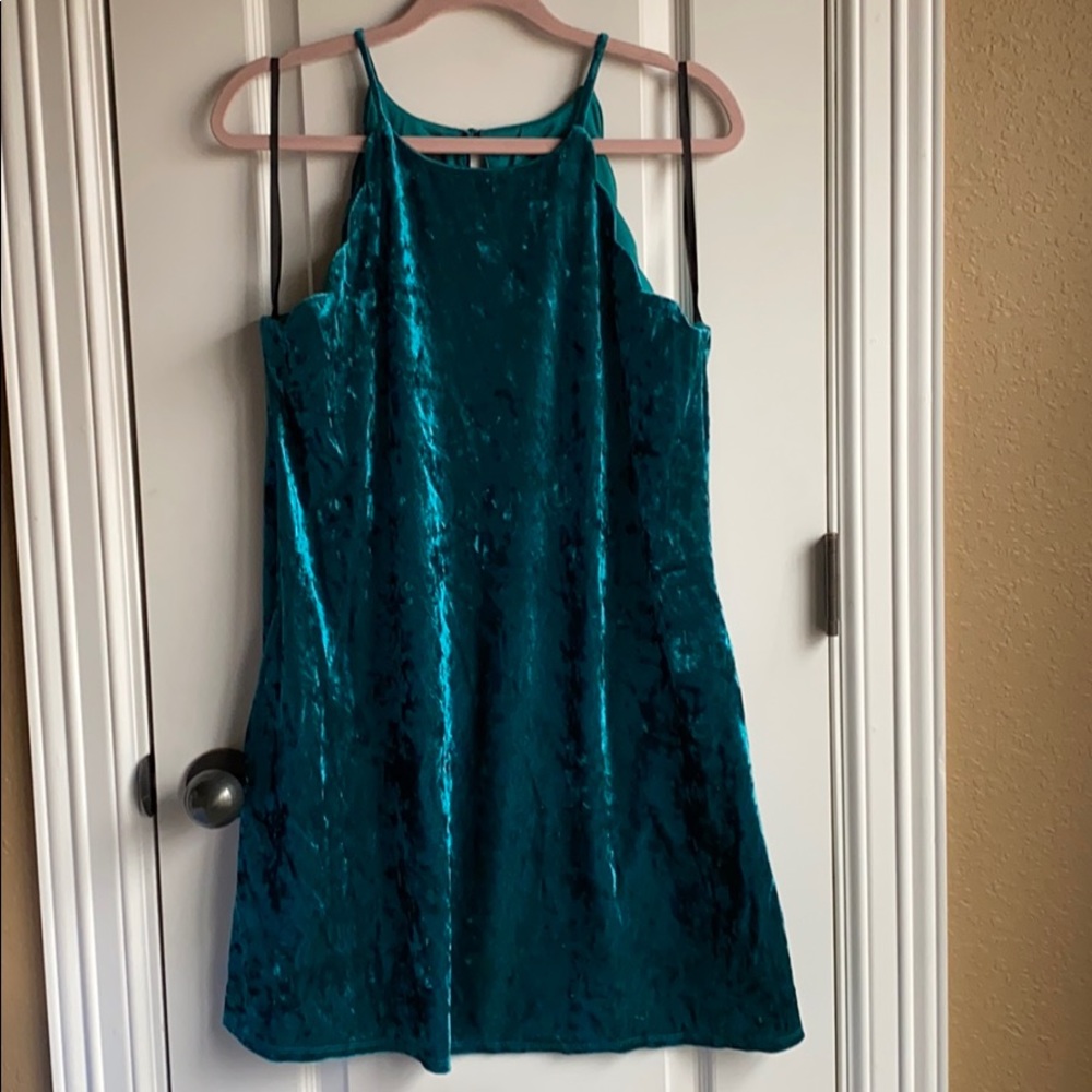 BCX Teal/Turquoise Scalloped Halter Neck Dress